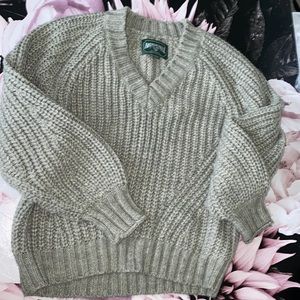 American Eagle Sweater